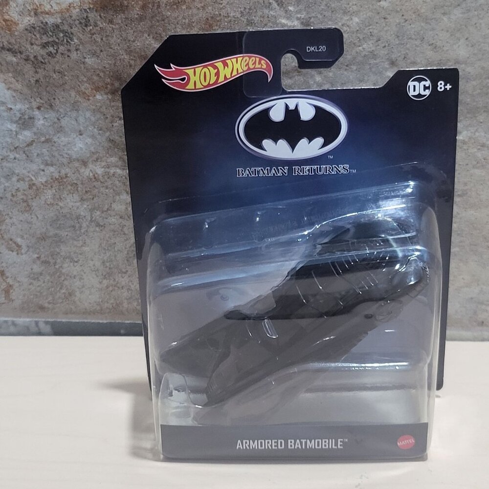 Hot Wheels Armored Batmobile Batman Returns Movie 2021